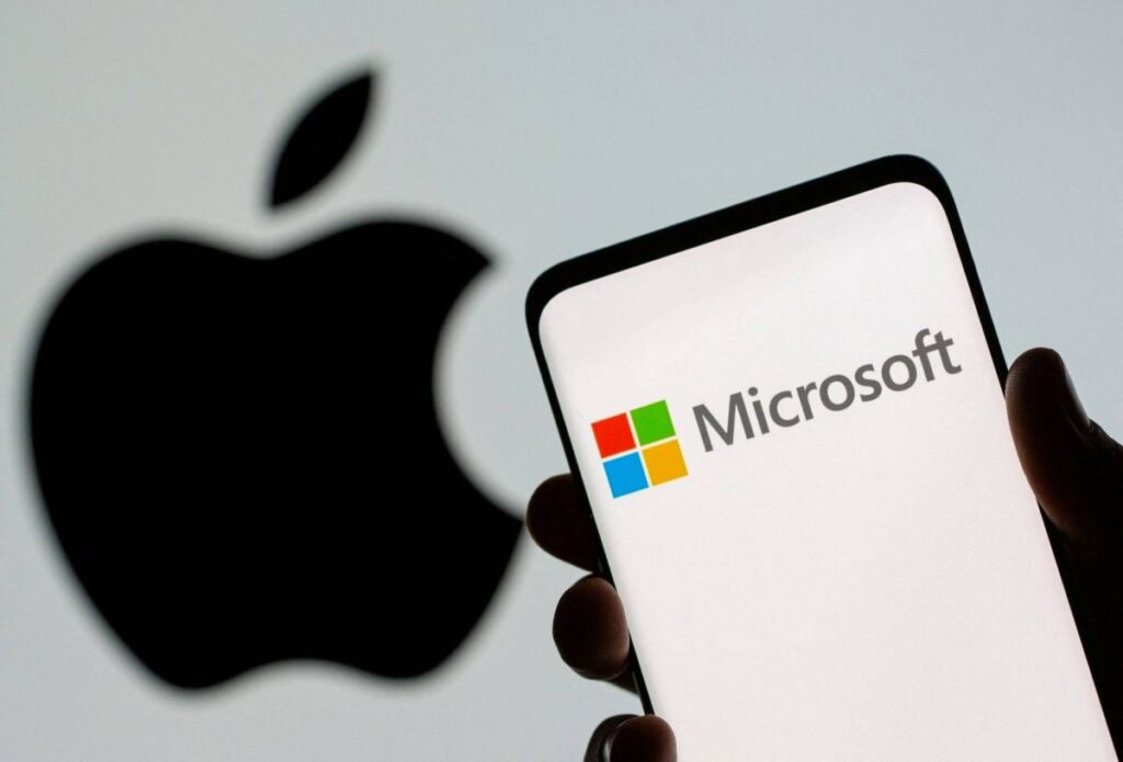 Apple, Microsoft’u Geride Bırakarak Dünyanın En Değerli Şirketi Oldu!