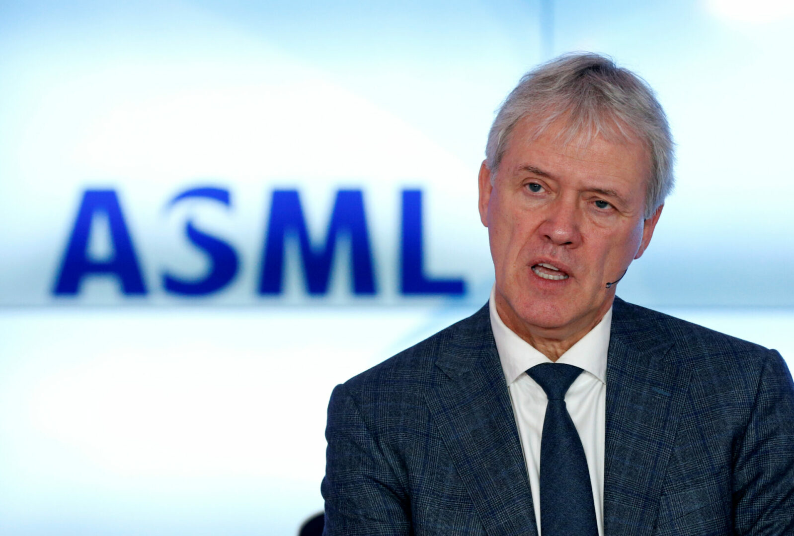 Eski ASML CEO'su Peter Wennink, ABD ve Çin Arasındaki Çip Savaşının Bir Süre Daha devam Edeceğini Öngörüyor