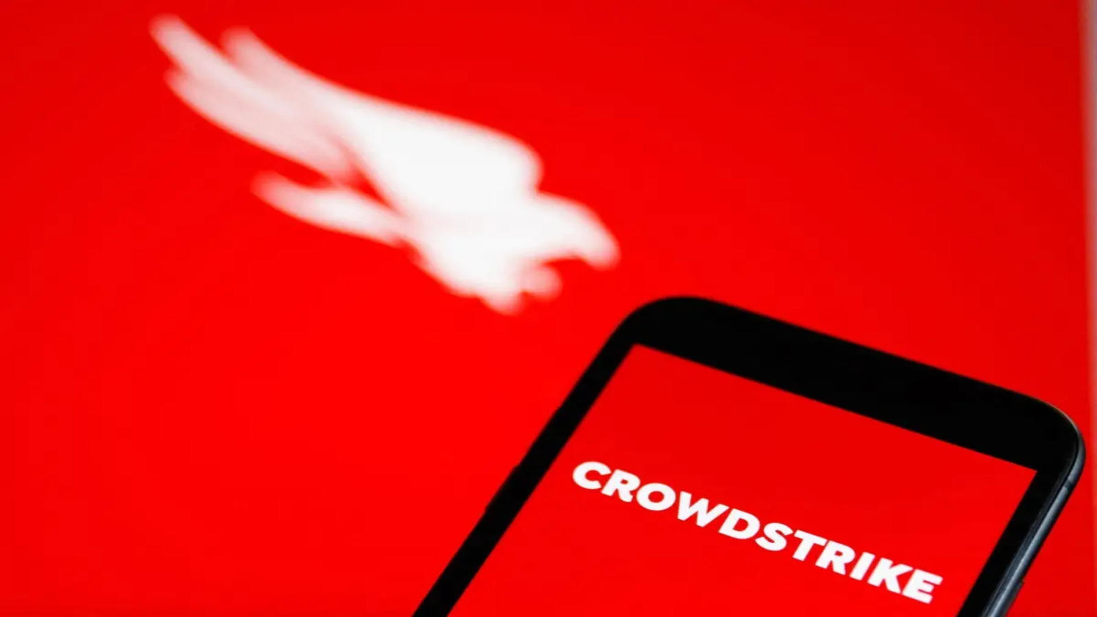 Küresel Bir Teknoloji Kesintisinin Ardındaki Siber Güvenlik Şirketi CrowdStrike Nedir?