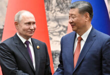 Rusya ve Çin, Yaptırımların İkili Ticaret Anlaşmalarını Engellemesi Nedeniyle Dijital Ödemelere Yöneliyor