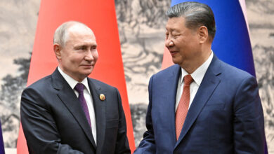 Rusya ve Çin, Yaptırımların İkili Ticaret Anlaşmalarını Engellemesi Nedeniyle Dijital Ödemelere Yöneliyor