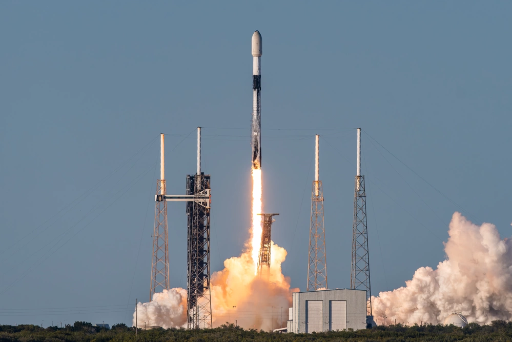 SpaceX Falcon 9 Roketi Başarısız Oldu, Starlink Görevini Tehlikeye Attı!