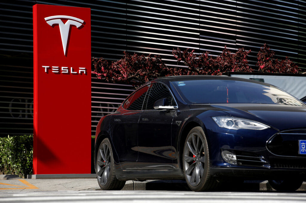 Tesla, Çin'de 1,7 Milyon Aracı Tamir Edecek