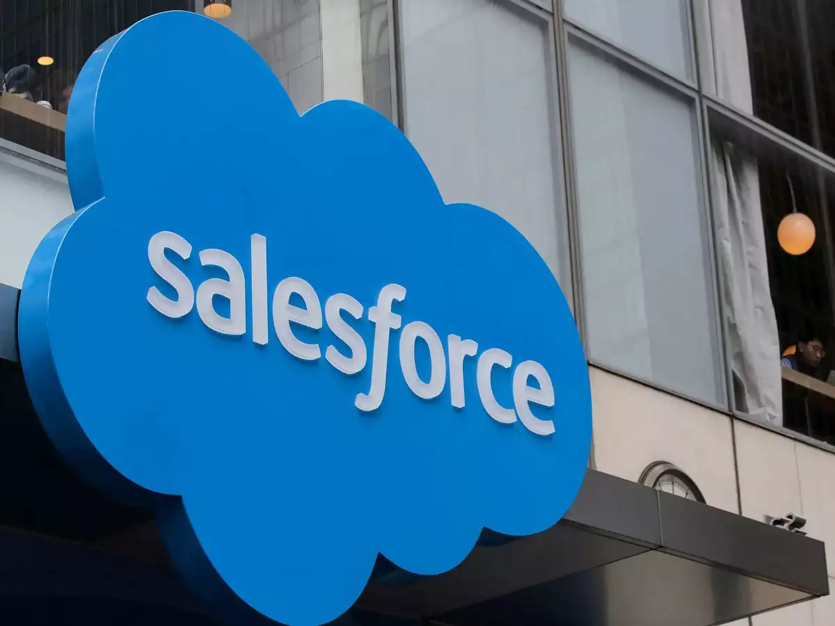 Salesforce, veri koruma alanında faaliyet gösteren OwnCompany'yi 19 milyar dolara satın alma kararı aldığını duyurdu