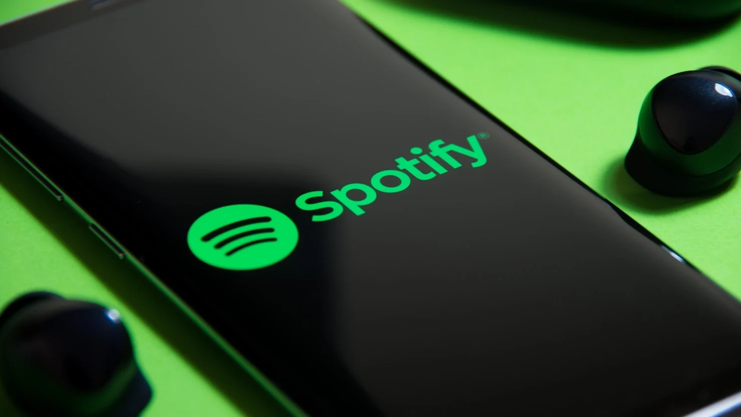 Spotify, AI Çalma Listesi özelliğini ABD ve Kanada gibi yeni pazarlara genişletiyor