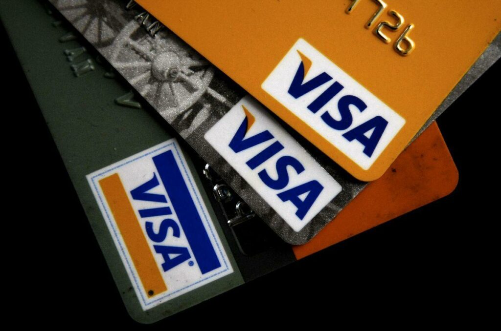 Visa, Pakistan'da dijital ödeme kullanımının 10 kat artmasını hedefliyor