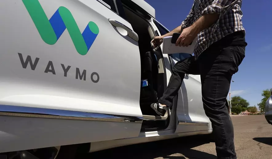 Waymo, otonom taksi üretmek için Hyundai Motor ile görüşüyor