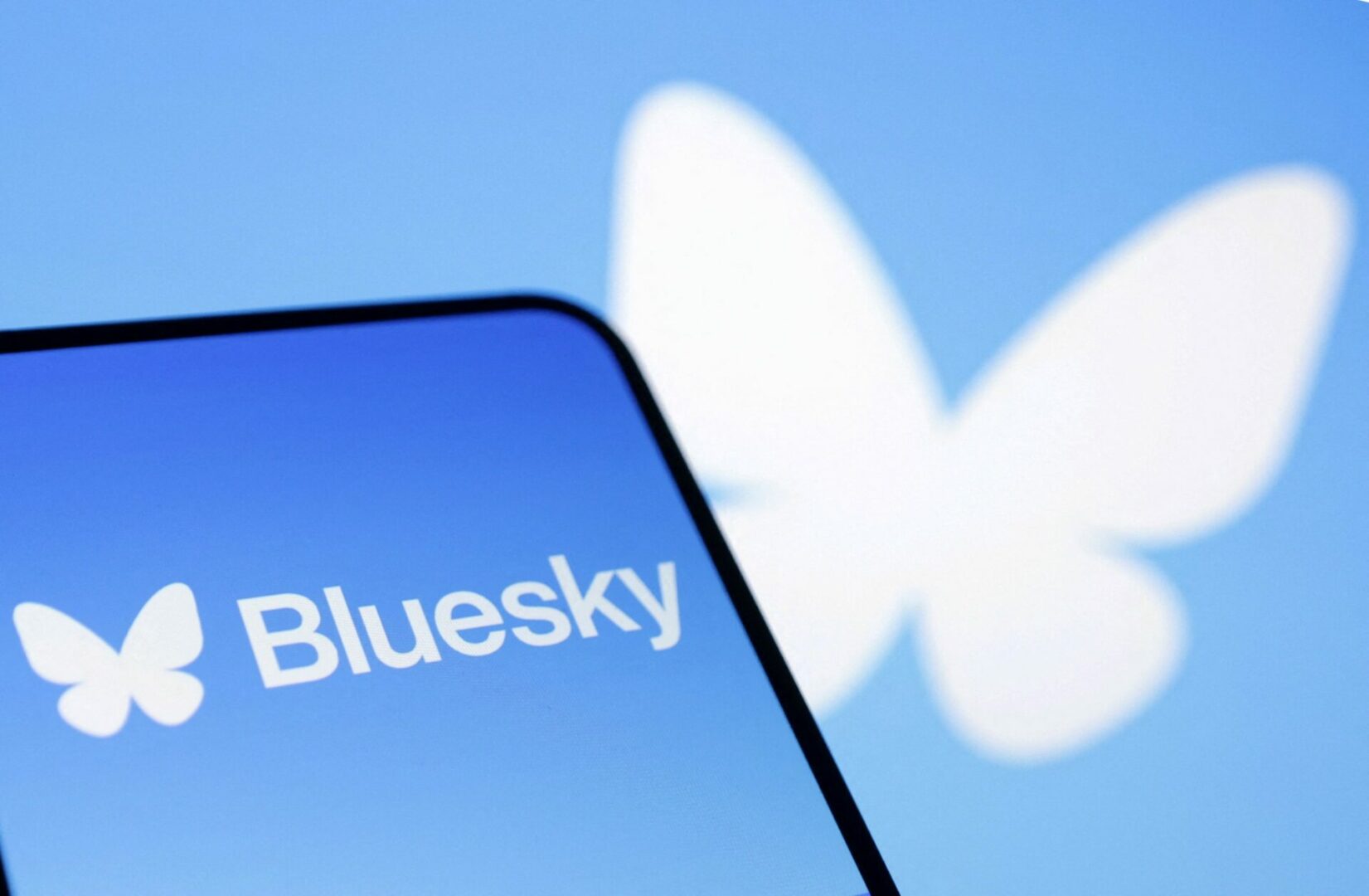 AB, Bluesky'ı Bilgi Açıklama Kurallarını İhlal Etmekle Suçladı!