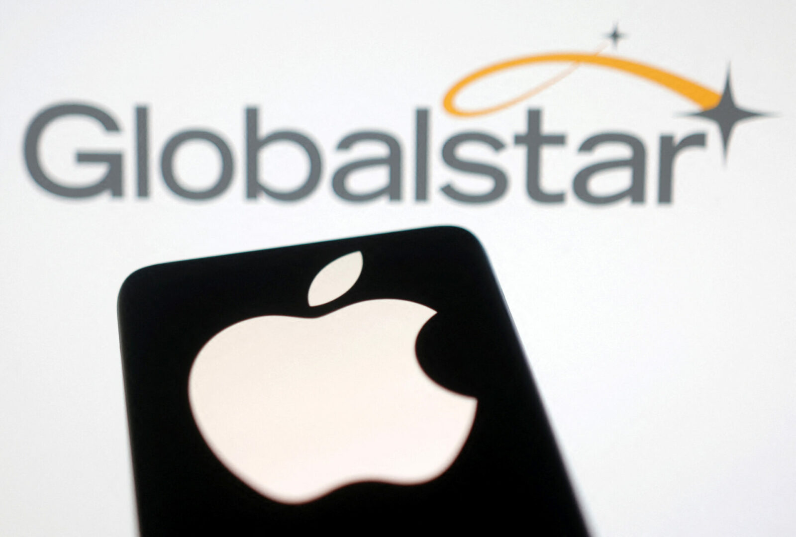 Apple, uydu kapsama alanını genişletmek için Globalstar'a 1,5 milyar dolara kadar yatırım yapacak