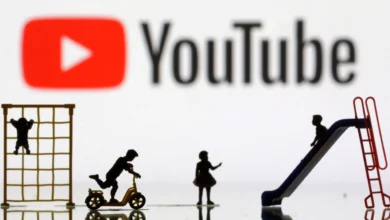 Kremlin, Google'ın Rus yayıncılara uyguladığı YouTube yasağını kaldırması gerektiğini söylüyor