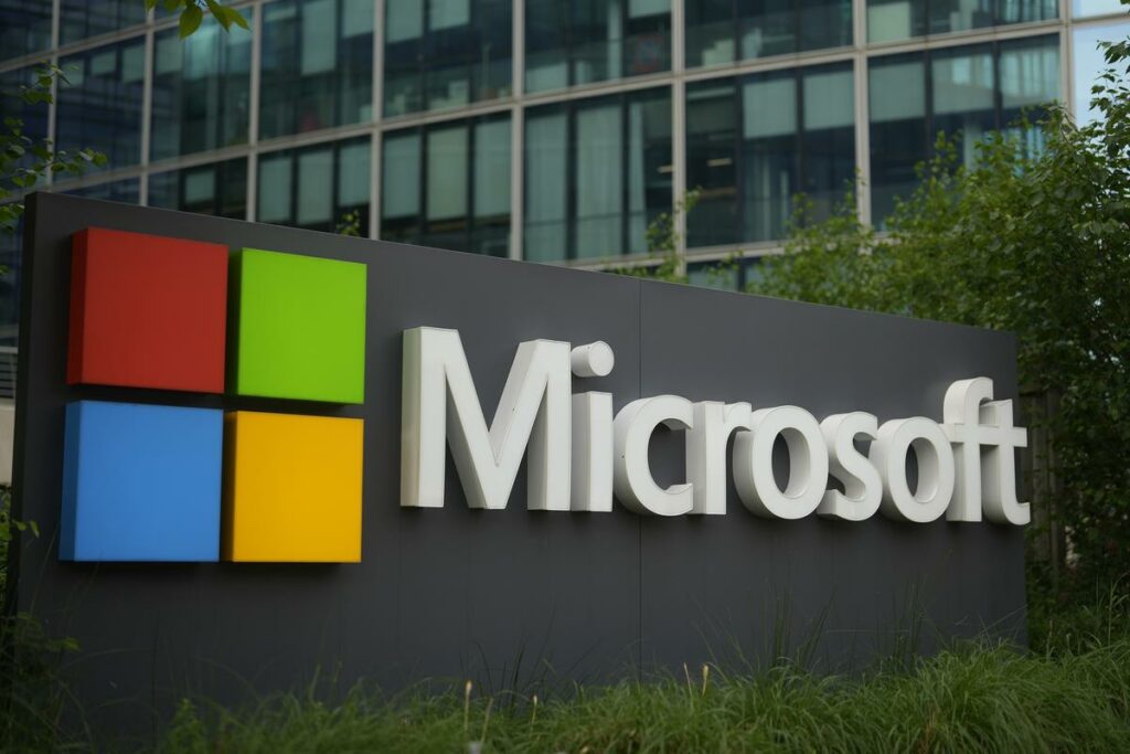 Microsoft, AI Uygulamaları İçin İki Yeni Veri Merkezi Altyapı Çipi Tanıttı!