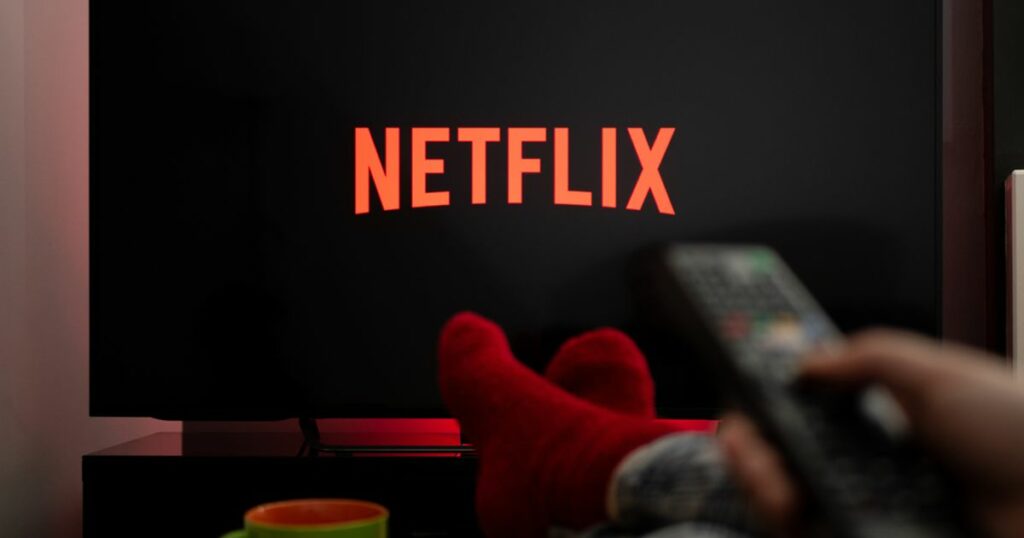 Netflix iletişim şefi ve küresel kamu politikası yöneticileri ayrılıyor